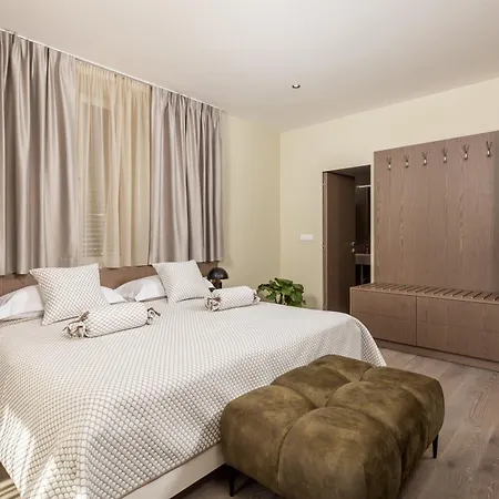 Luxury Centre Of Apartment