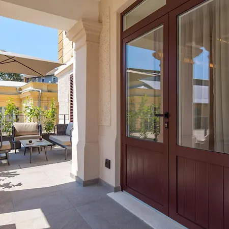 Luxury Centre Of * Опатия